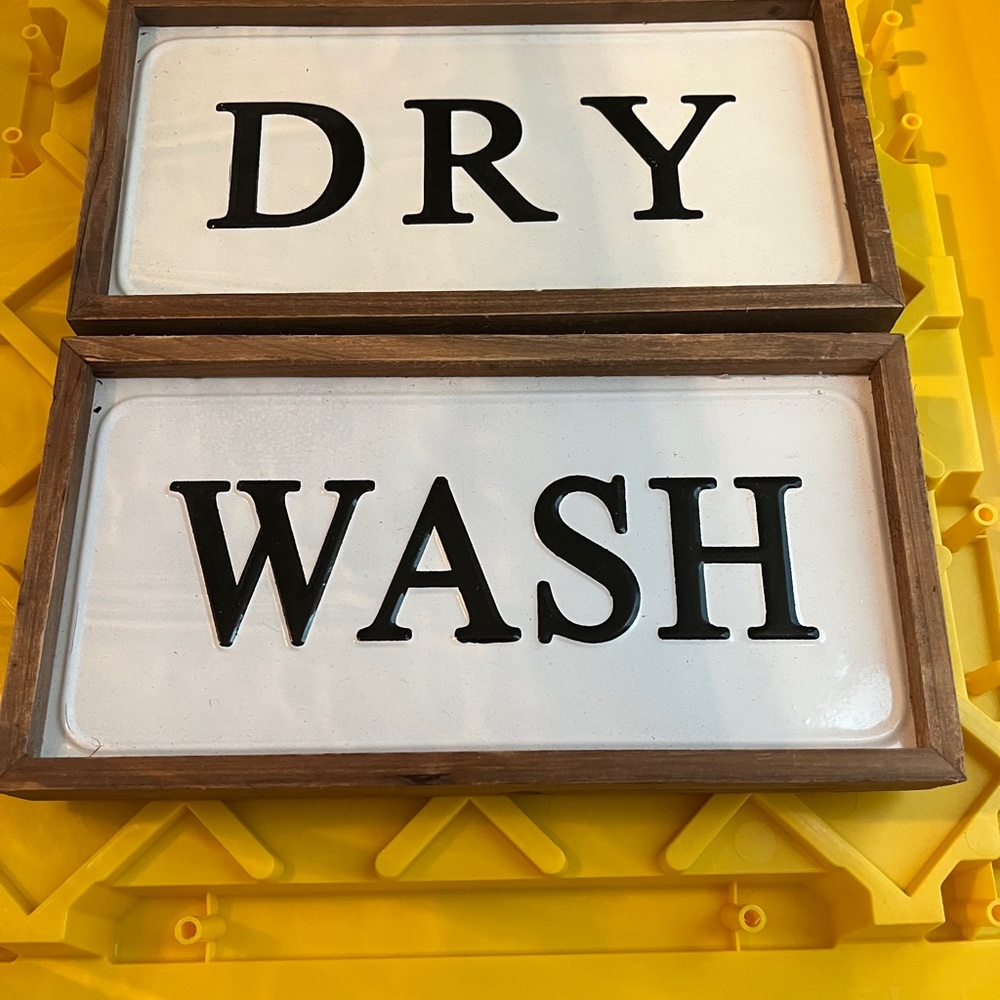Laundry room signs